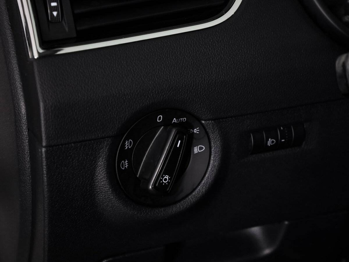 Купить Skoda Octavia с пробегом. Фото: #12