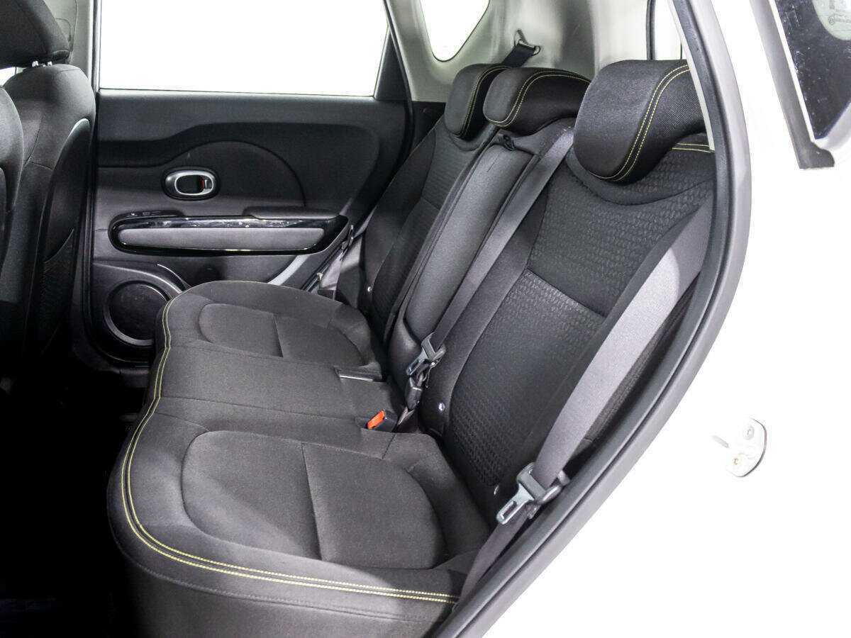 Купить Kia Soul с пробегом. Фото: #9