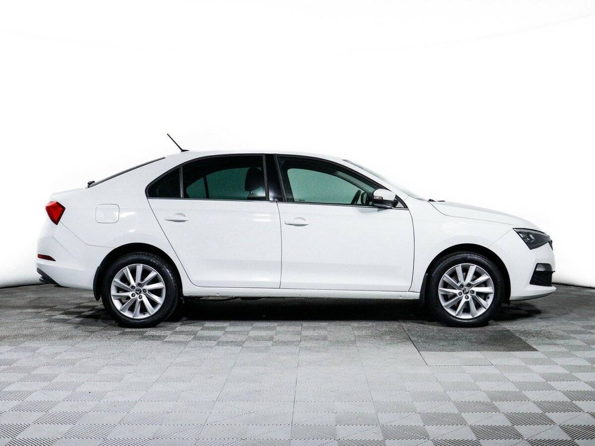 Купить Skoda Rapid с пробегом. Фото: #3