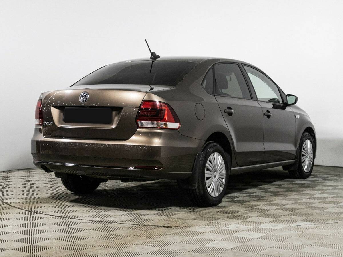 Купить Volkswagen Polo с пробегом. Фото: #4