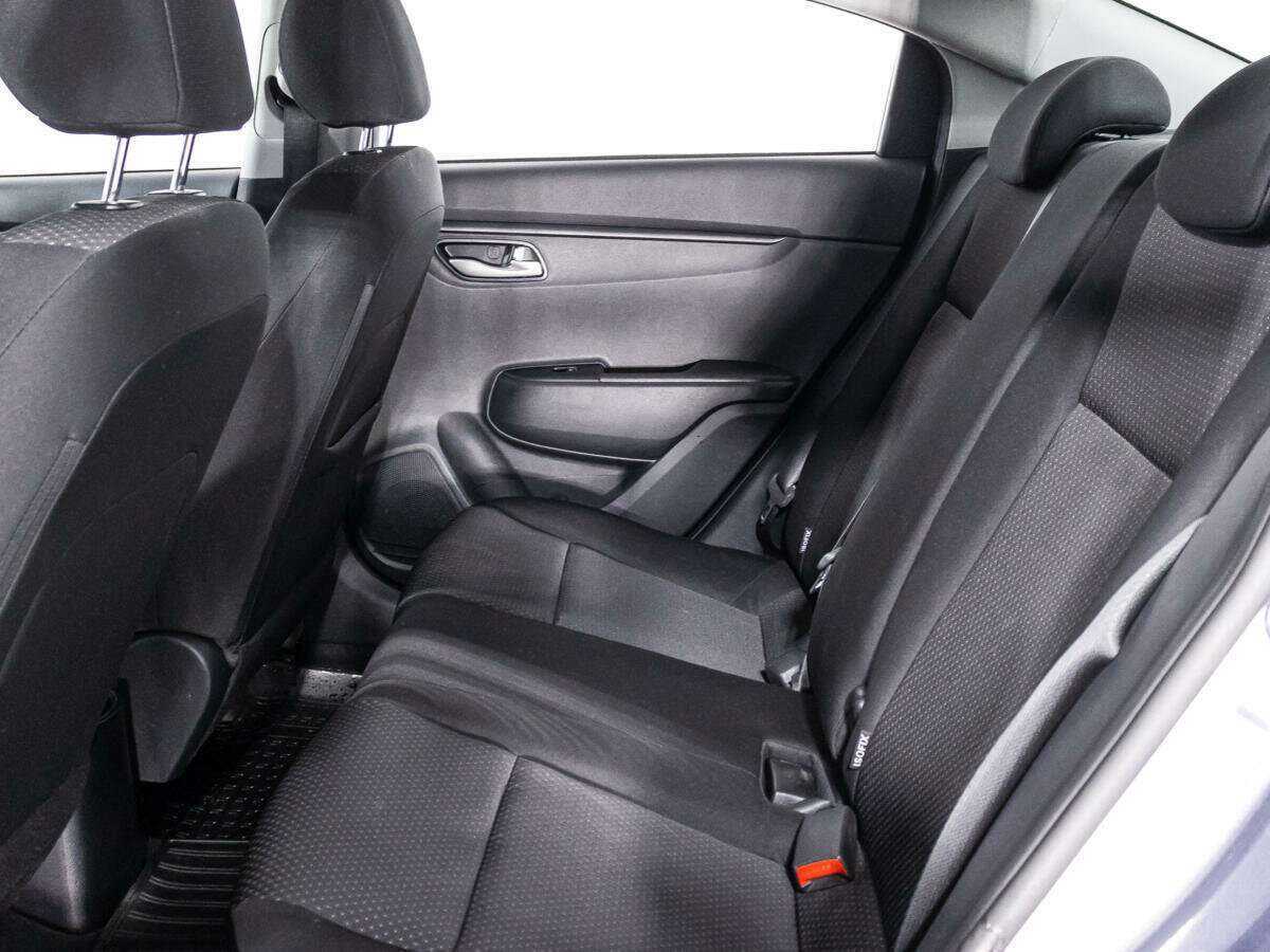 Купить Kia Rio с пробегом. Фото: #9