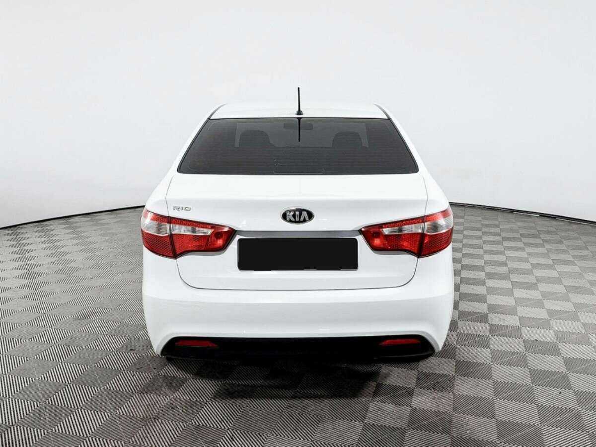 Купить Kia Rio с пробегом. Фото: #5