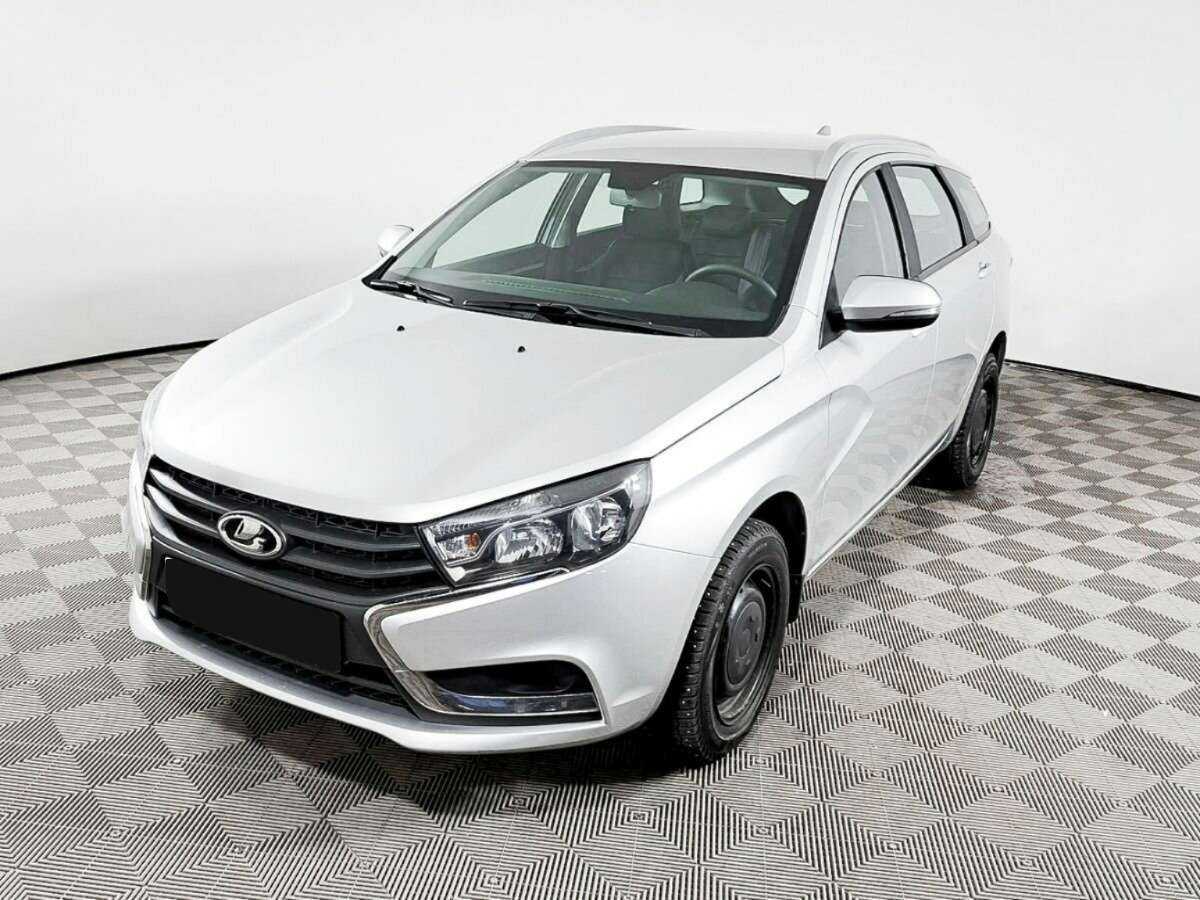 Купить Lada (ВАЗ) Vesta с пробегом. Посмотреть фото