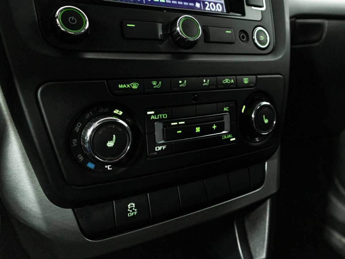 Купить Skoda Yeti с пробегом. Фото: #14