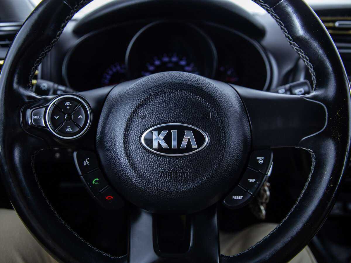 Купить Kia Soul с пробегом. Фото: #11