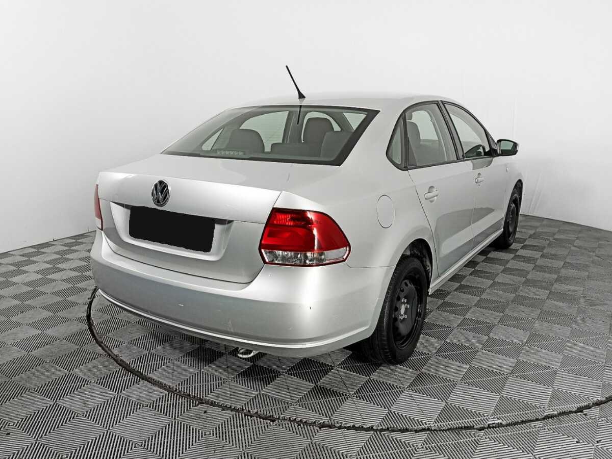 Купить Volkswagen Polo с пробегом. Фото: #3