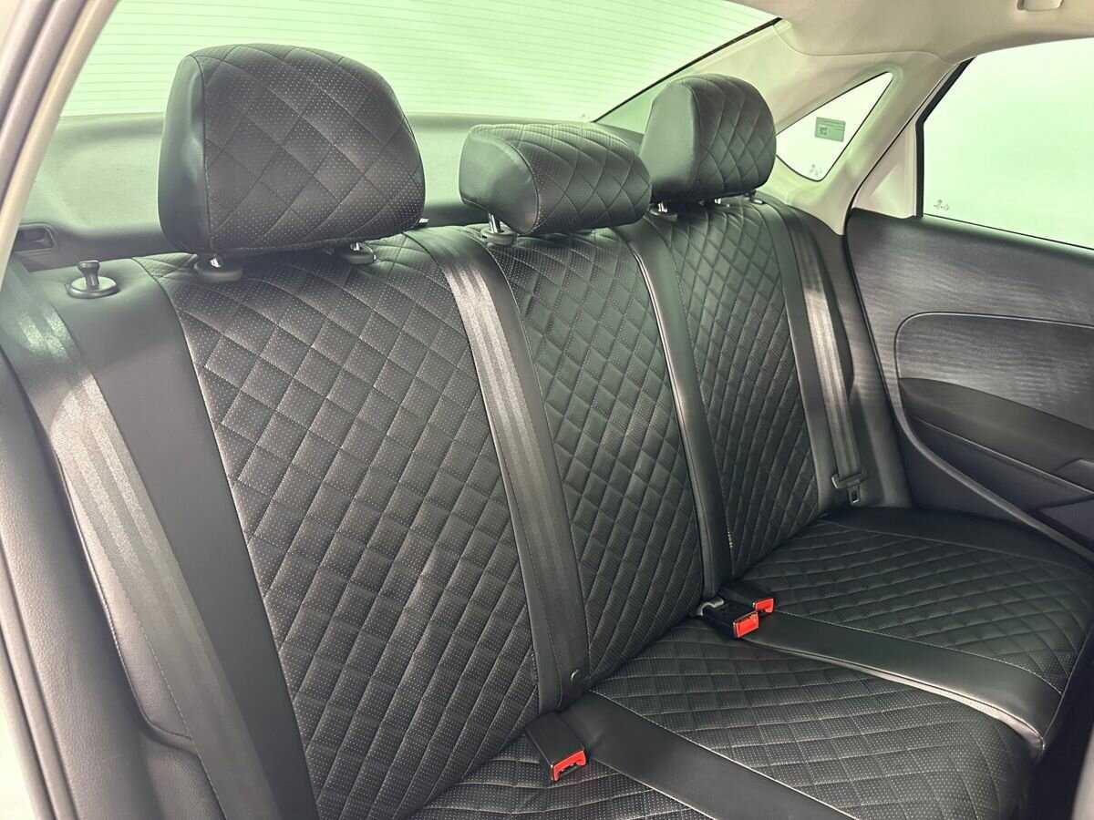 Купить Volkswagen Polo с пробегом. Фото: #14