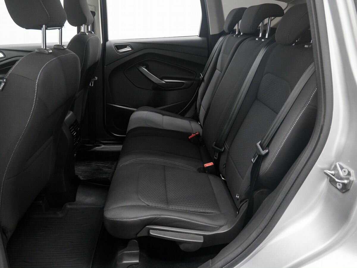 Купить Ford Kuga с пробегом. Фото: #11