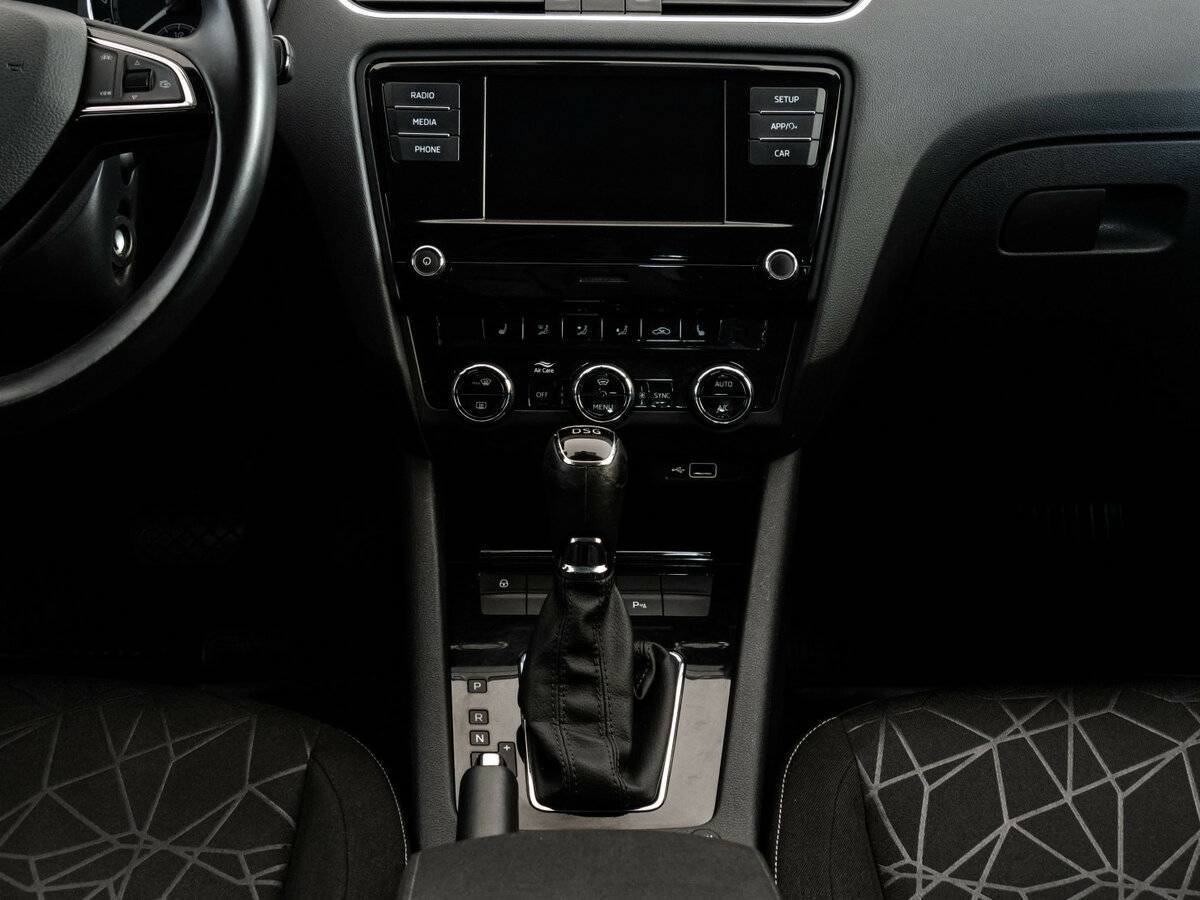 Купить Skoda Octavia с пробегом. Фото: #13