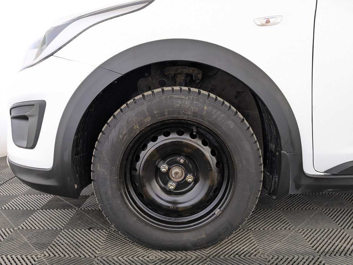 Купить Kia Rio с пробегом. Фото: #11