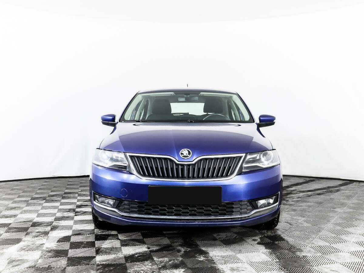 Купить Skoda Rapid с пробегом. Фото: #1