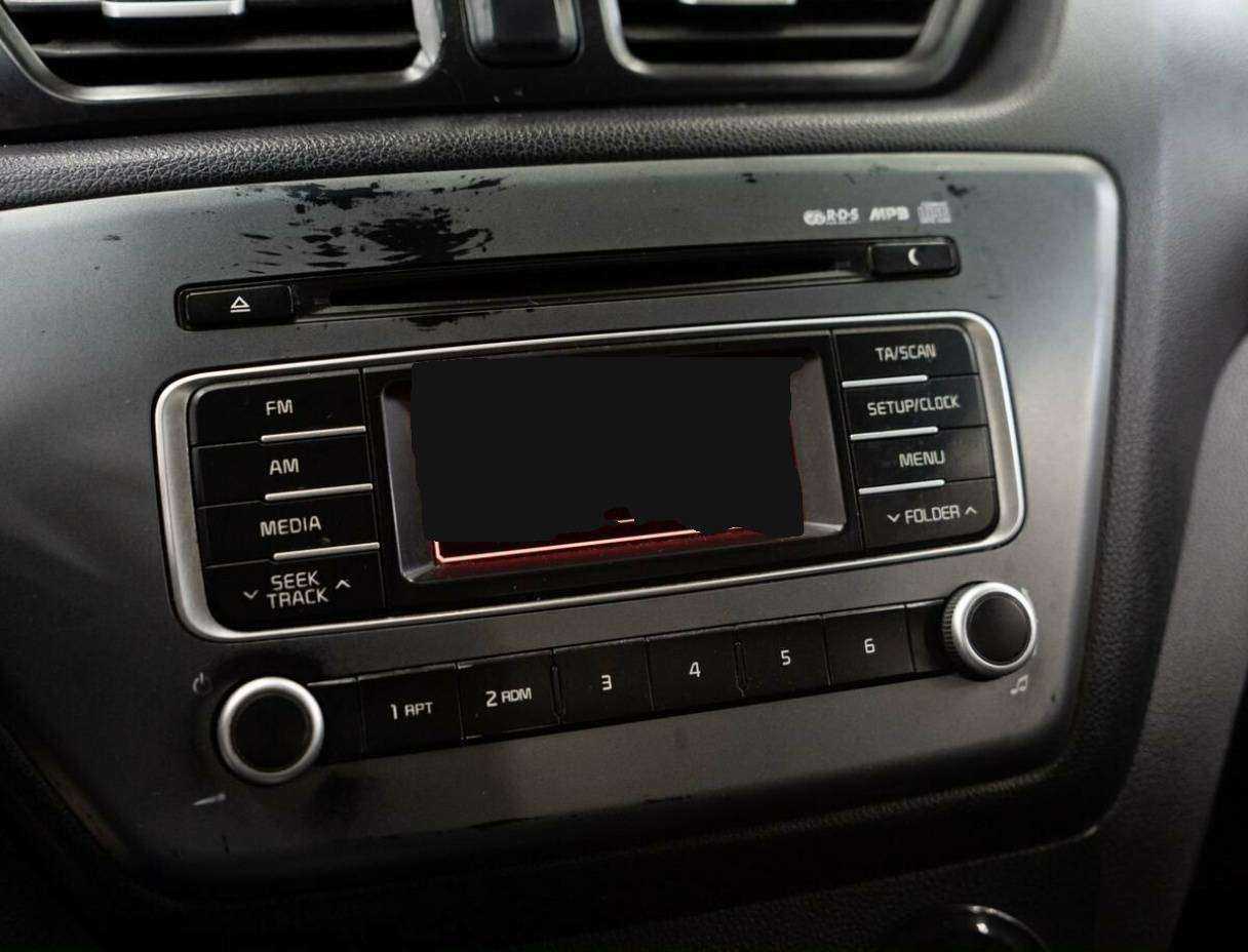 Купить Kia Rio с пробегом. Фото: #9