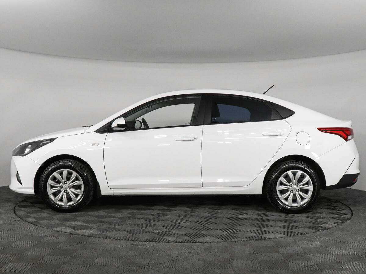 Купить Hyundai Solaris с пробегом. Фото: #7