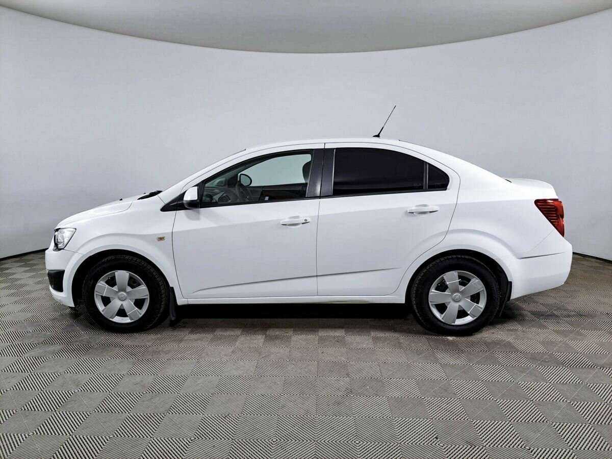 Купить Chevrolet Aveo с пробегом. Фото: #7
