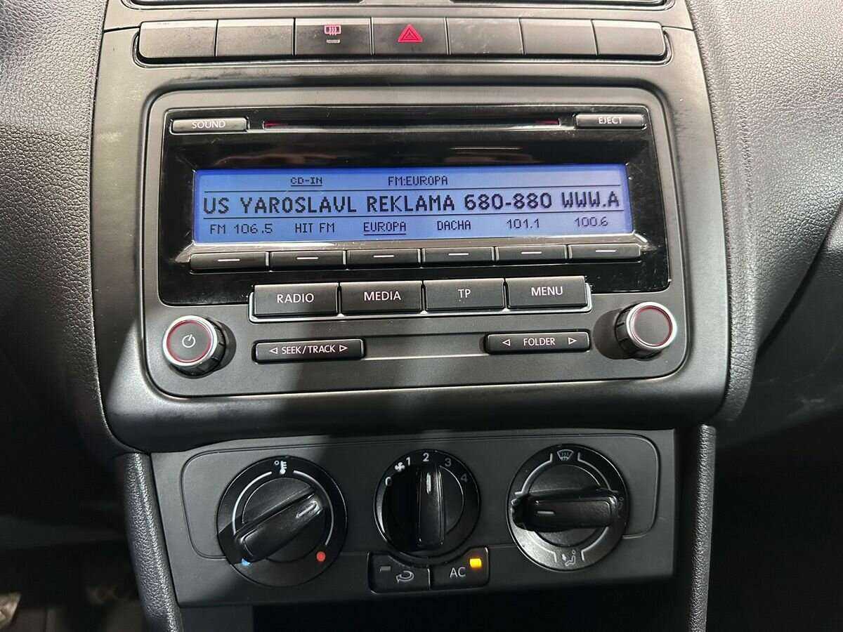 Купить Volkswagen Polo с пробегом. Фото: #12