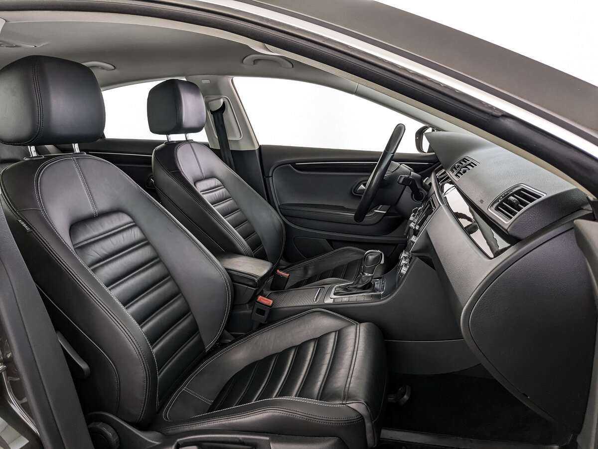 Купить Volkswagen Passat CC с пробегом. Фото: #21