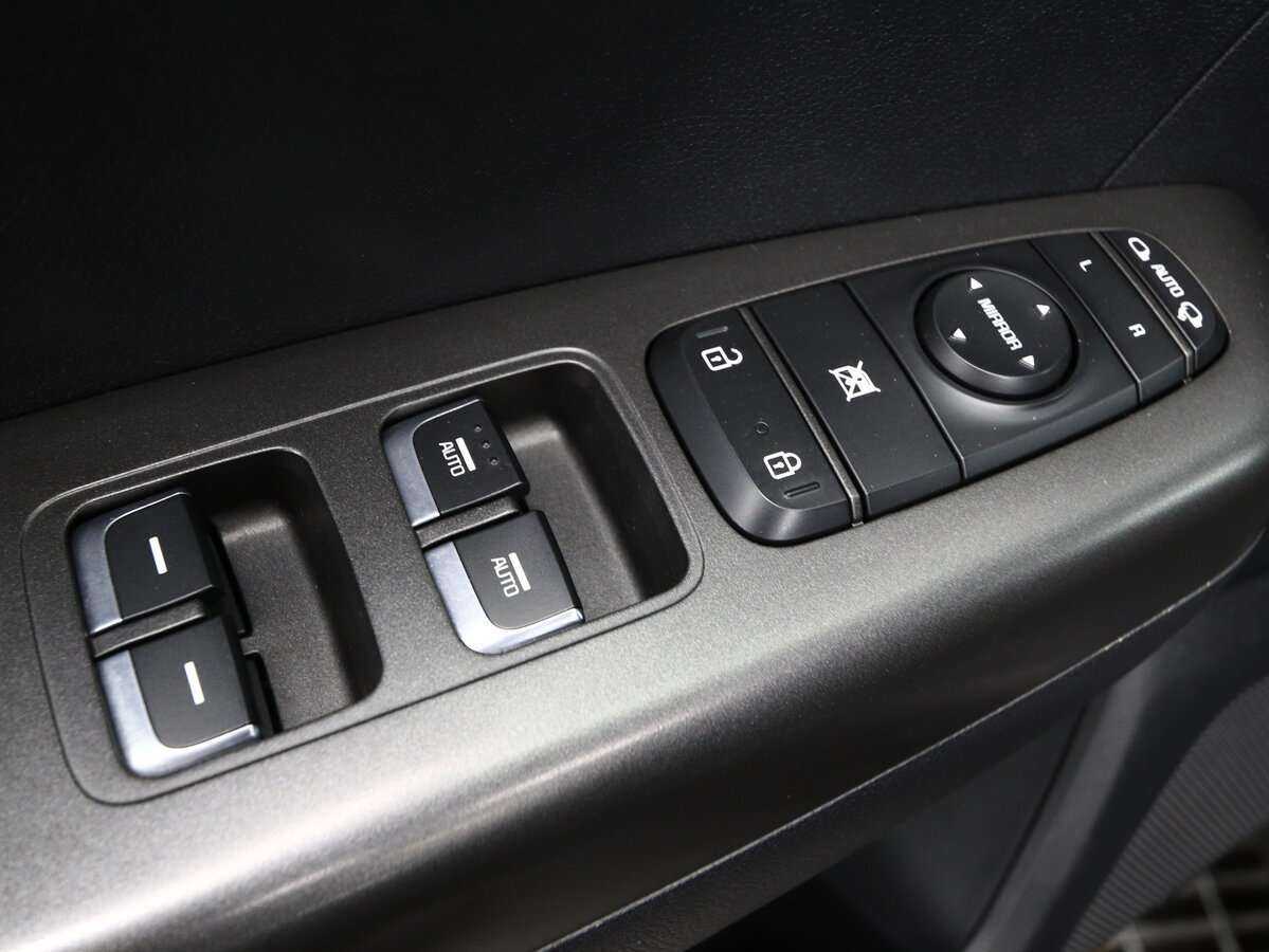 Купить Kia Sportage с пробегом. Фото: #6