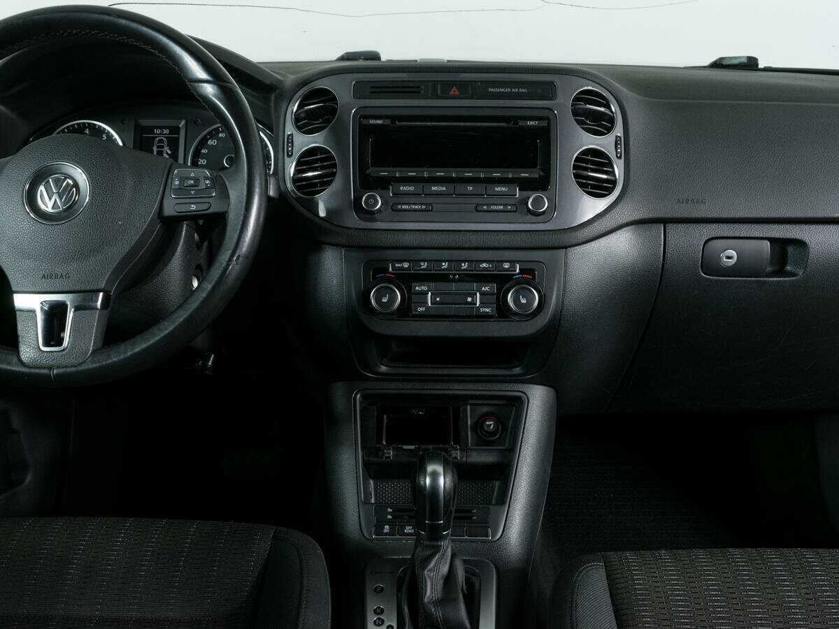 Купить Volkswagen Tiguan с пробегом. Фото: #6