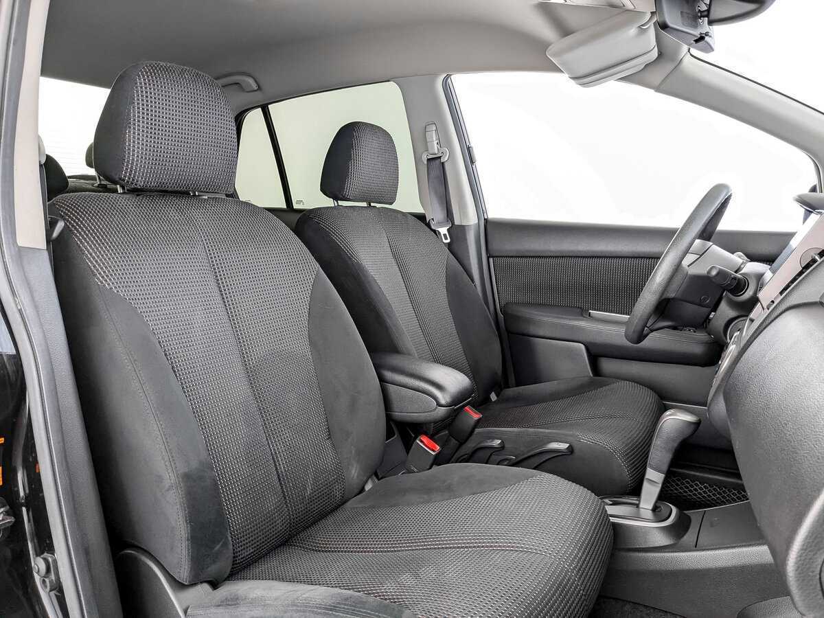 Купить Nissan Tiida с пробегом. Фото: #18