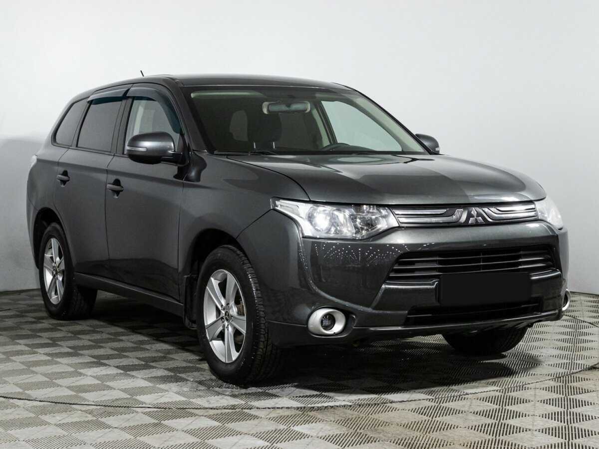 Купить Mitsubishi Outlander с пробегом. Фото: #2