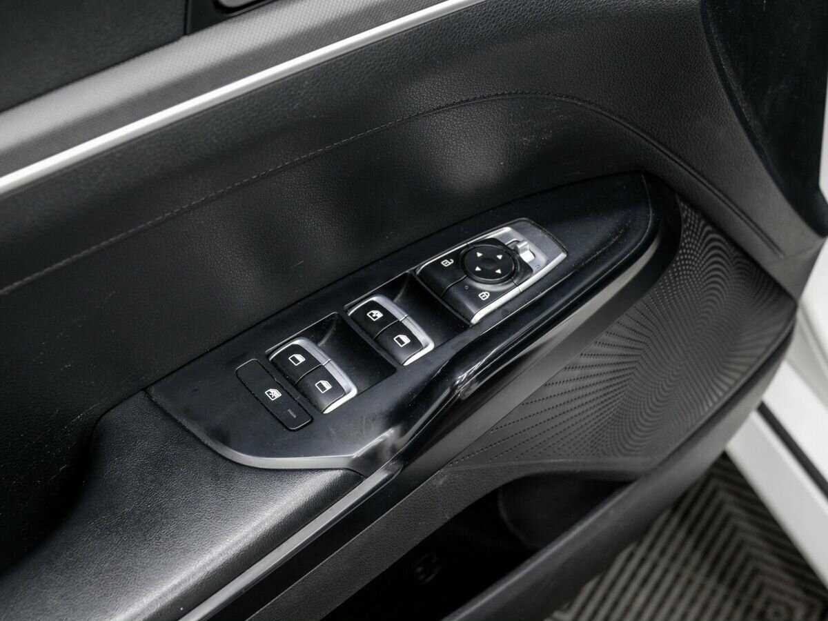 Купить Kia K5 с пробегом. Фото: #14