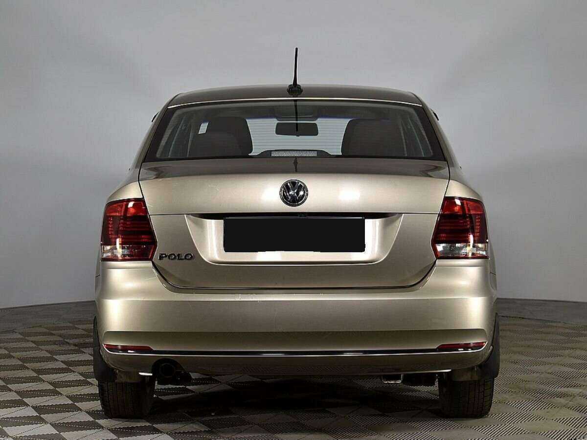 Купить Volkswagen Polo с пробегом. Фото: #3