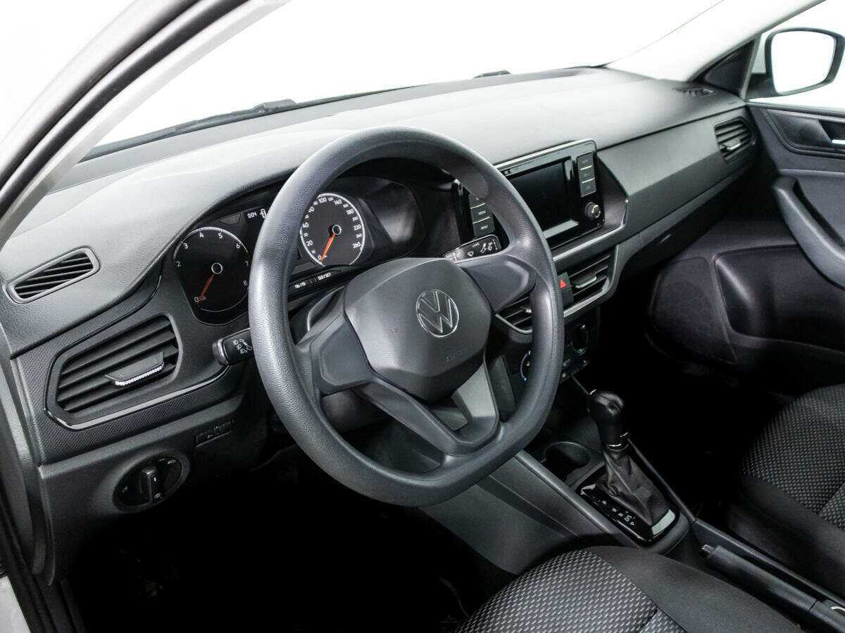 Купить Volkswagen Polo с пробегом. Фото: #10