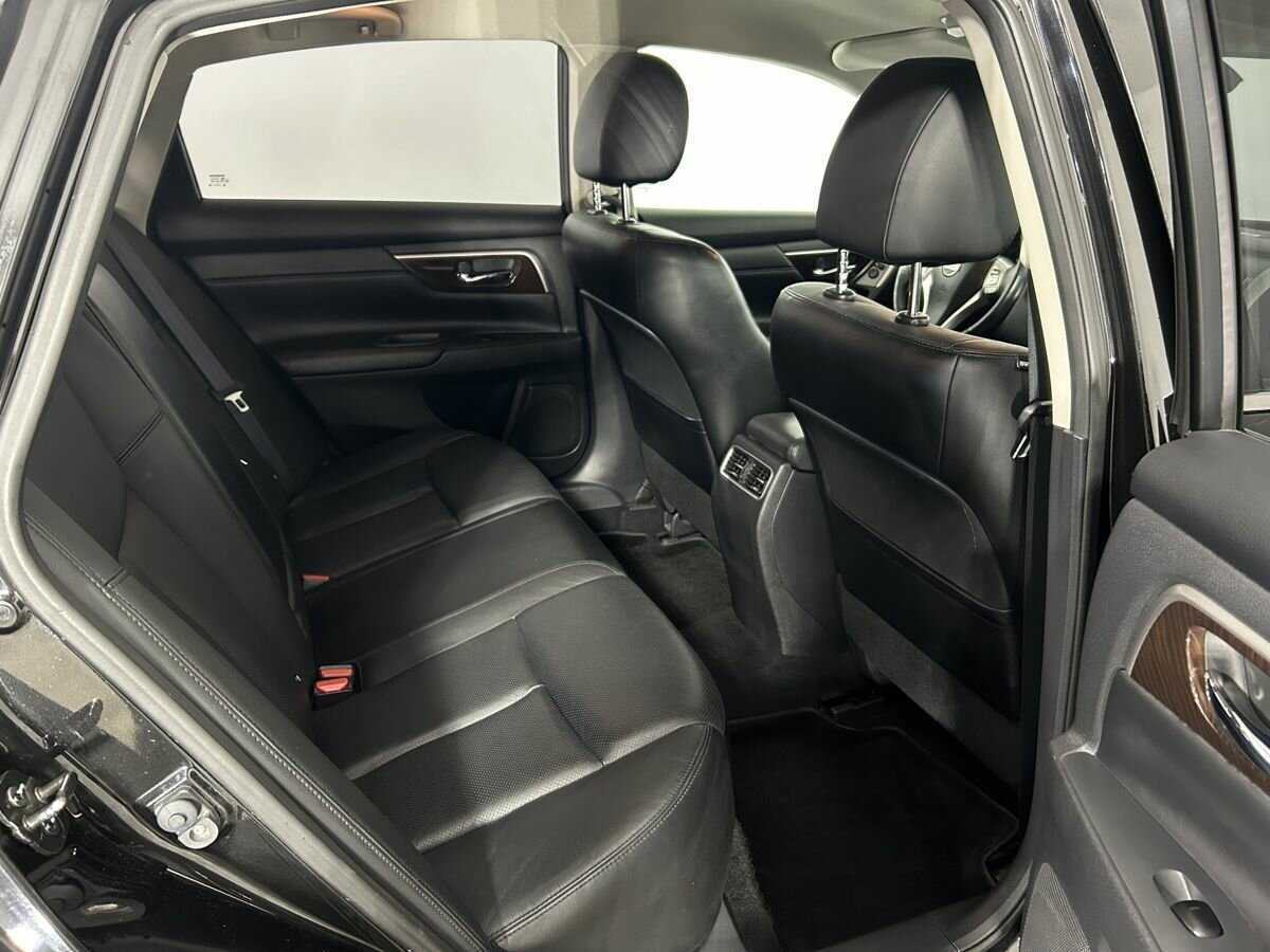 Купить Nissan Teana с пробегом. Фото: #15