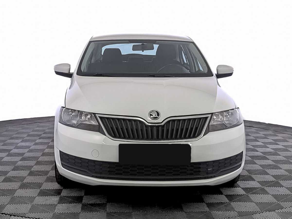 Купить Skoda Rapid с пробегом. Фото: #1