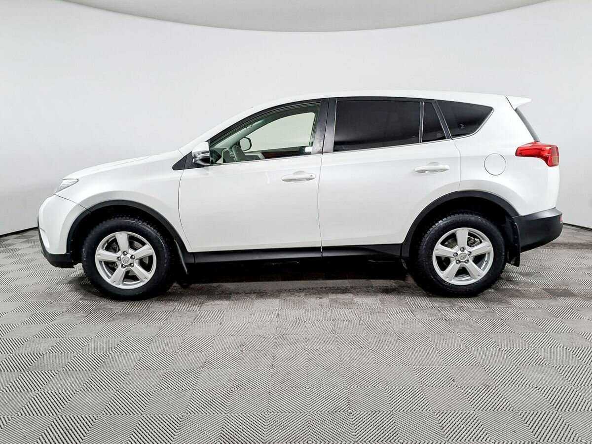 Купить Toyota RAV4 с пробегом. Фото: #7