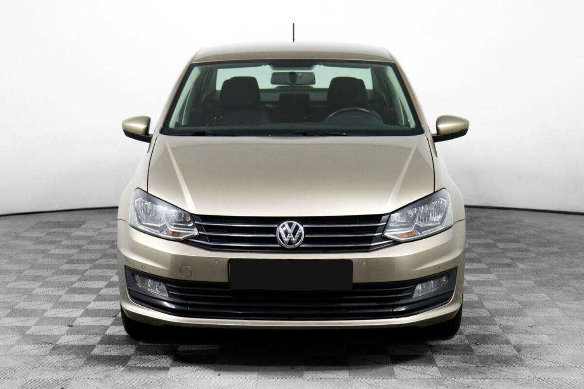 Купить Volkswagen Polo с пробегом. Фото: #1