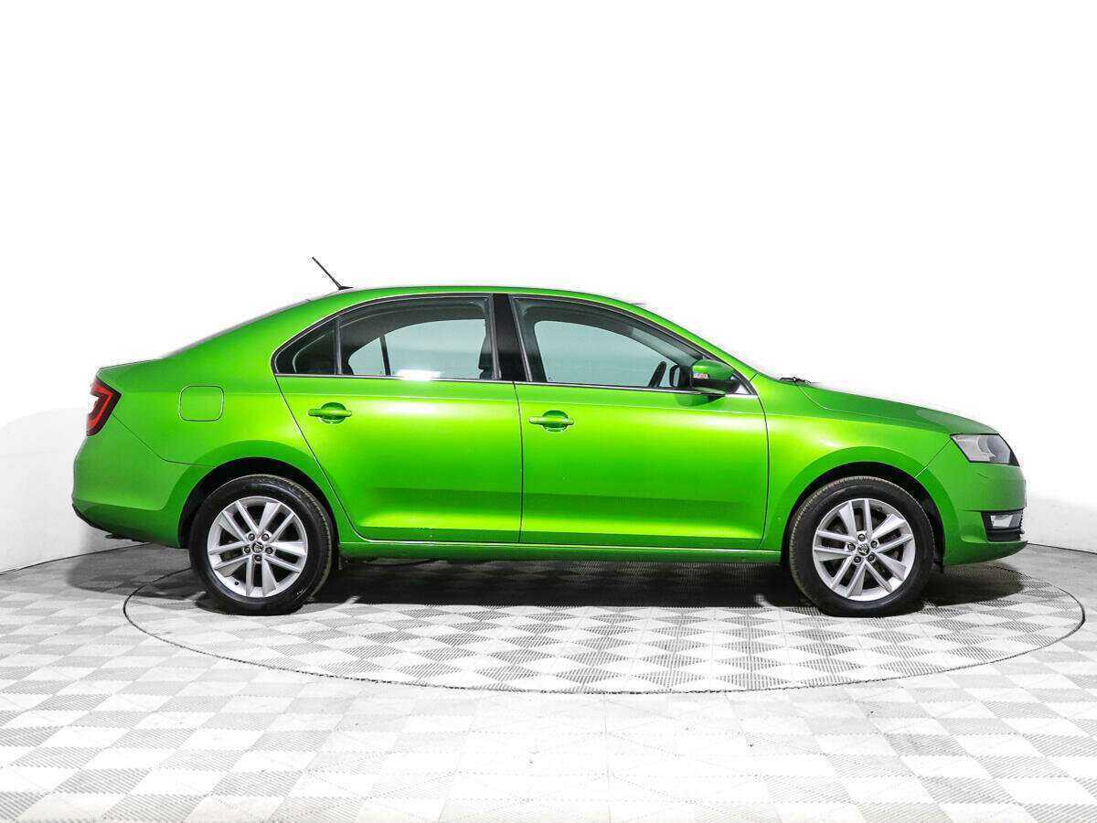 Купить Skoda Rapid с пробегом. Фото: #3