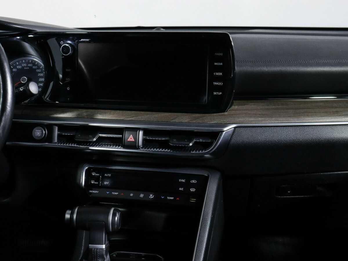 Купить Kia K5 с пробегом. Фото: #9