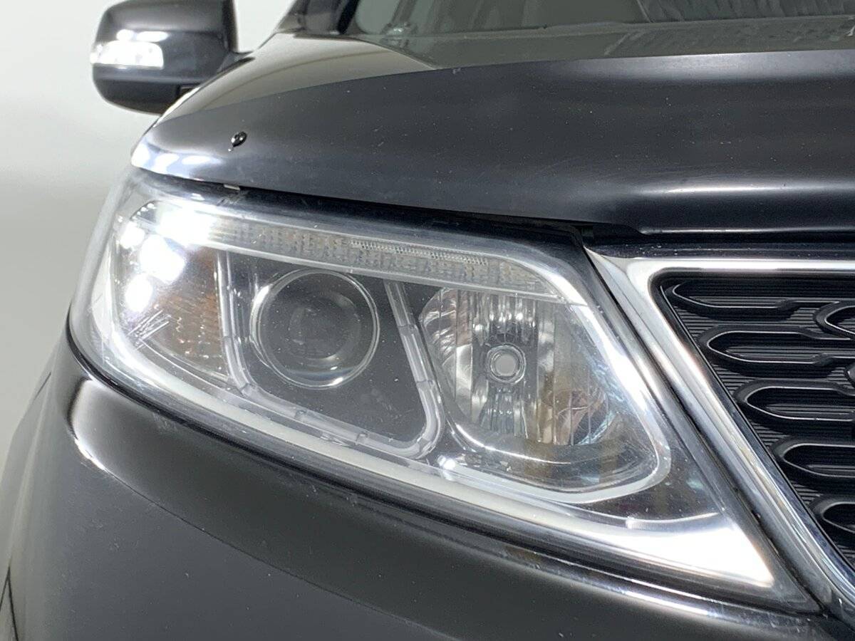 Купить Kia Sorento с пробегом. Фото: #9