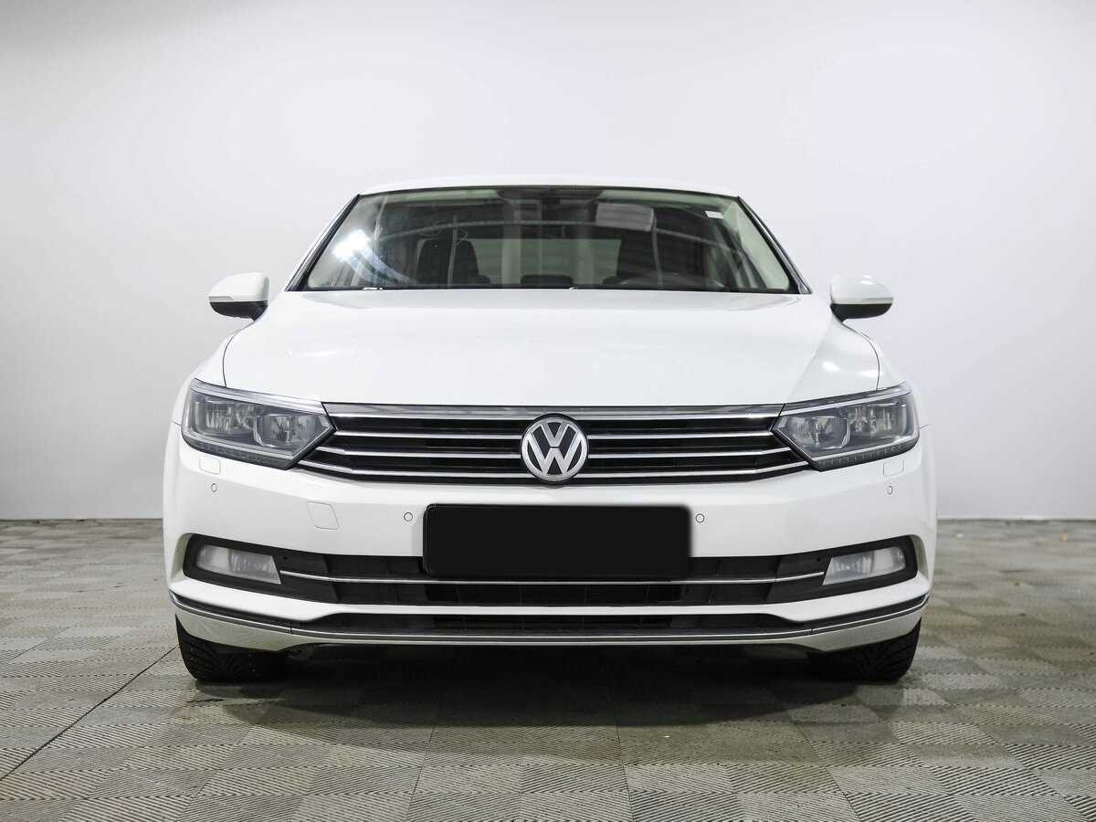Купить Volkswagen Passat с пробегом. Фото: #1