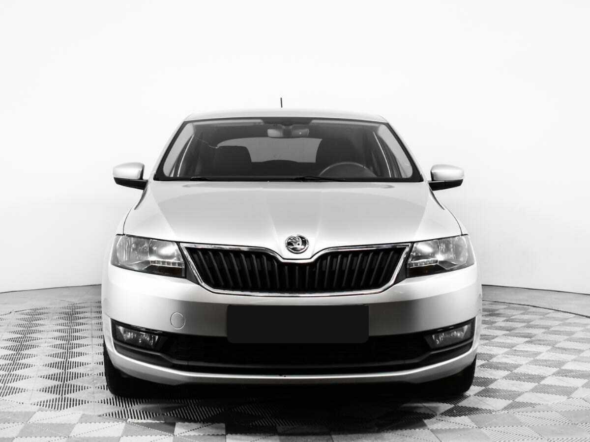 Купить Skoda Rapid с пробегом. Фото: #1