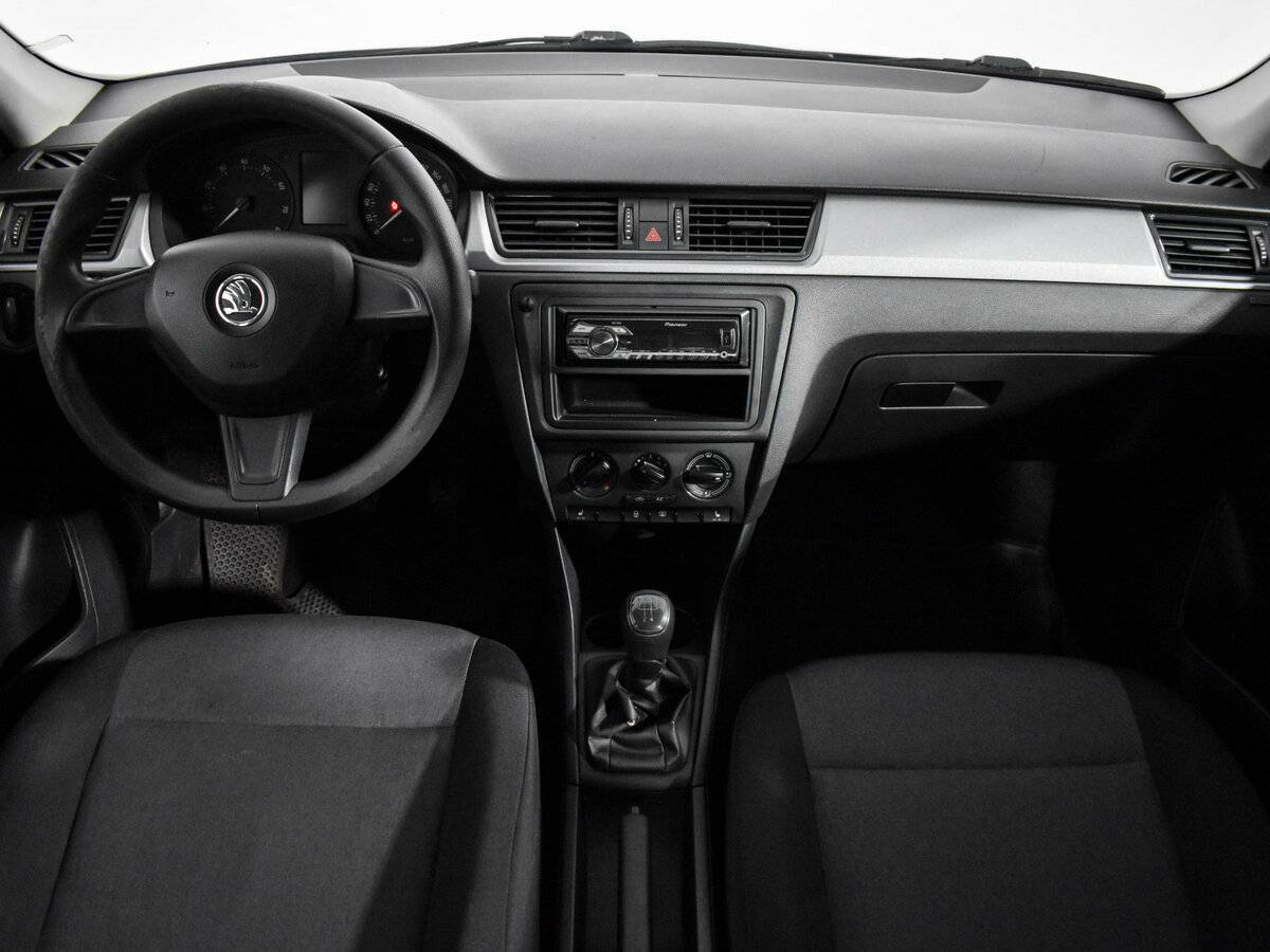 Купить Skoda Rapid с пробегом. Фото: #11