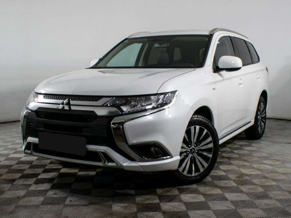 Купить Mitsubishi Outlander с пробегом. Фото: #0