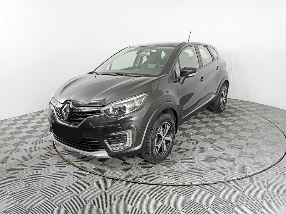 Купить Renault Kaptur с пробегом. Посмотреть фото