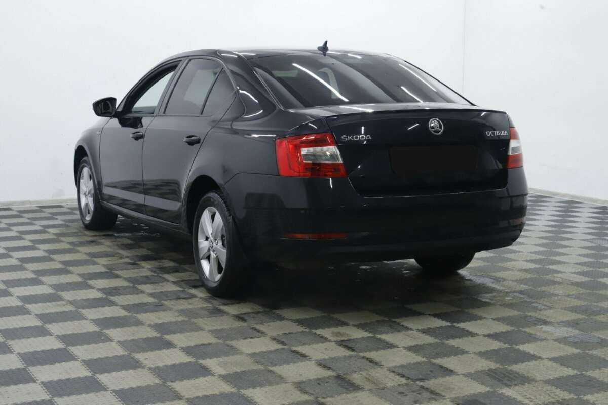 Купить Skoda Octavia с пробегом. Фото: #1
