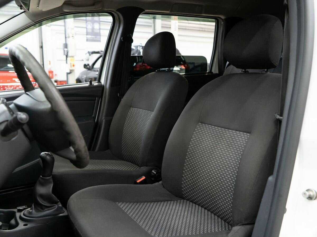 Купить Lada (ВАЗ) Largus с пробегом. Фото: #5