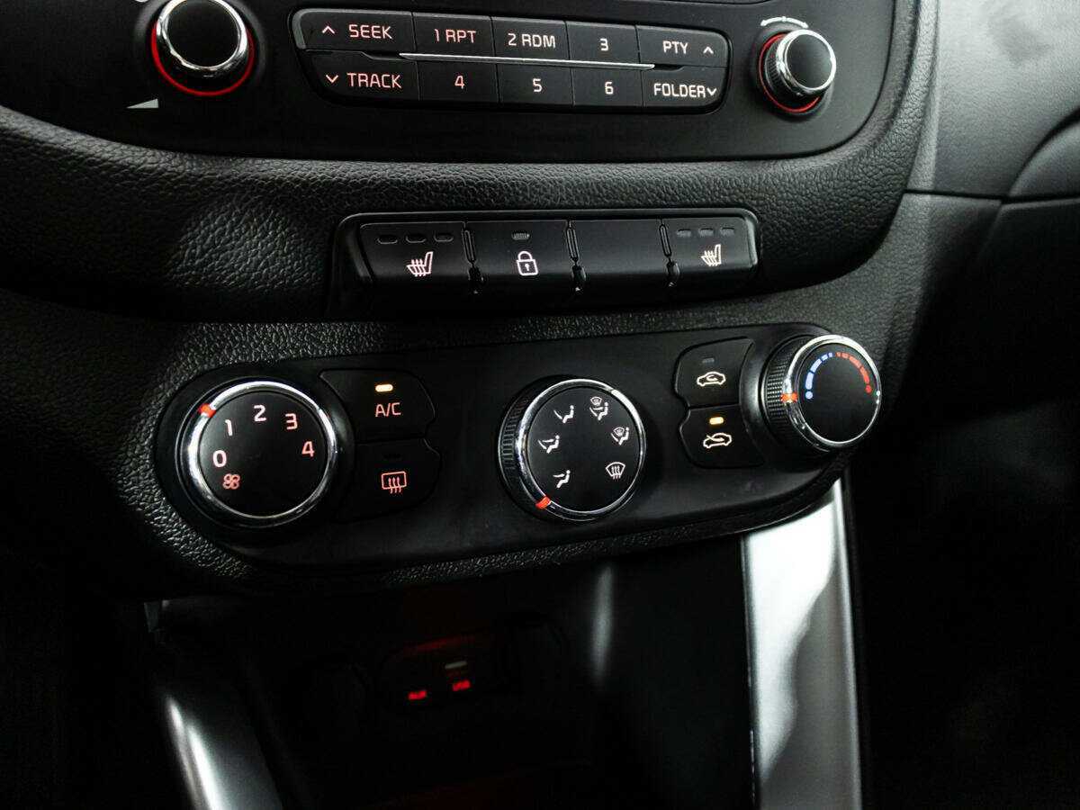 Купить Kia Ceed с пробегом. Фото: #14