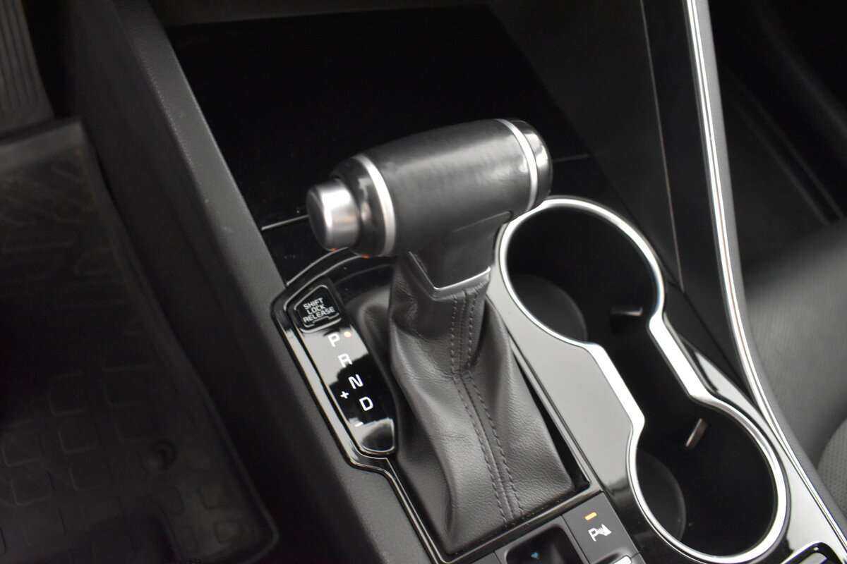 Купить Kia K5 с пробегом. Фото: #17