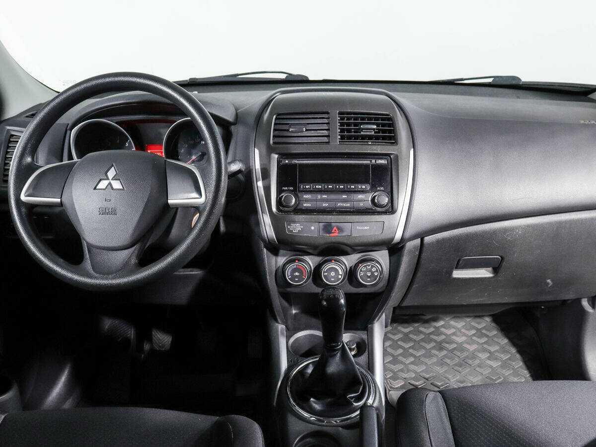 Купить Mitsubishi ASX с пробегом. Фото: #11