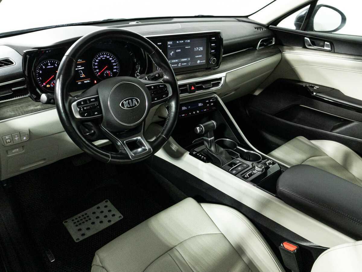 Купить Kia K5 с пробегом. Фото: #10