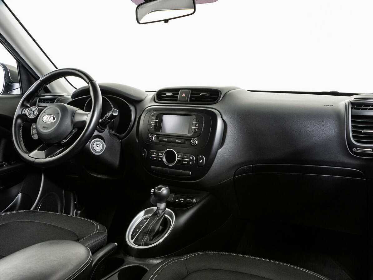 Купить Kia Soul с пробегом. Фото: #8