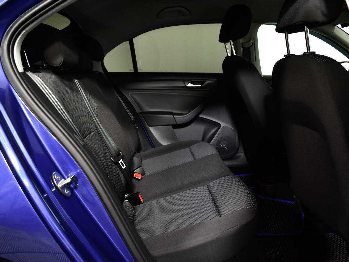 Купить Volkswagen Polo с пробегом. Фото: #7