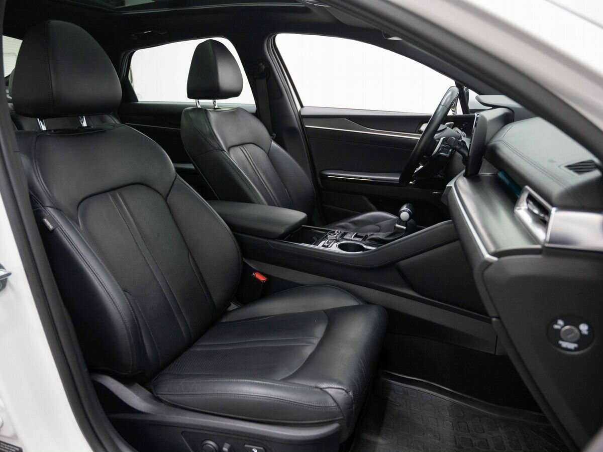 Купить Kia K5 с пробегом. Фото: #11
