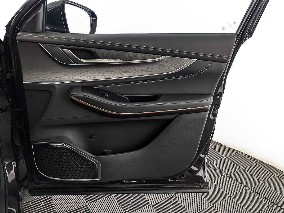 Купить EXEED LX с пробегом. Фото: #23