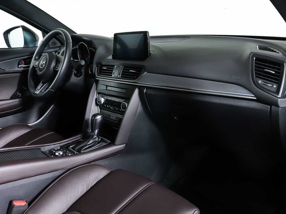 Купить Mazda CX-4 с пробегом. Фото: #8